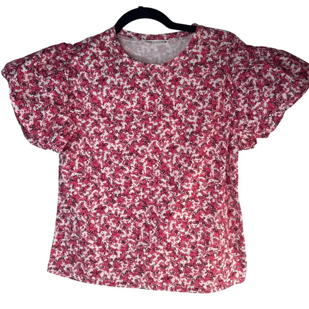 2/$30 ZARA Medium Floral Print Top With Puff Sleeves